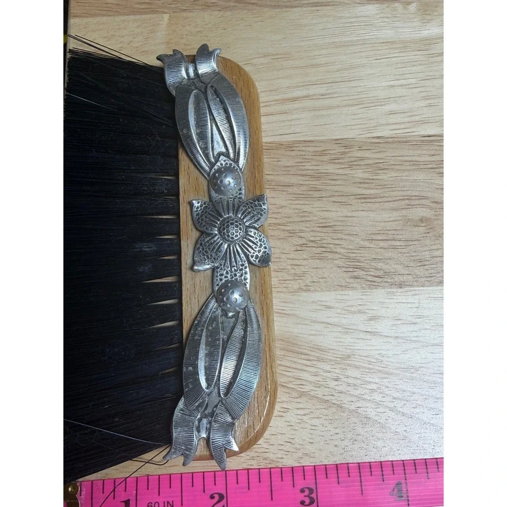 Rodney Kent Hand Wrought Aluminum Silent Butler Crumb TraySet 444 Hammered Tulip